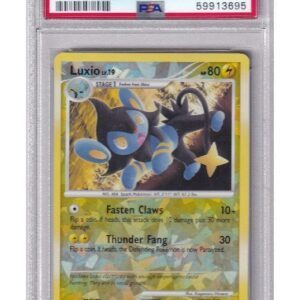 Luxio Cracked Ice Holo 8/17 Reverse Foil PSA 8