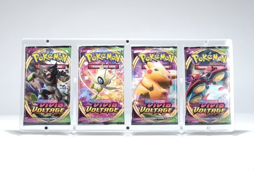 Magnetisk holder til fire Pokemon Boosterpakker SM SWSH Legendary Card Collector 1