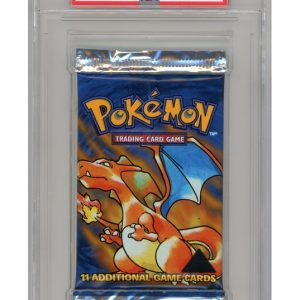 Base Set Black Triangle Booster Pakke Charizard artwork PSA 8